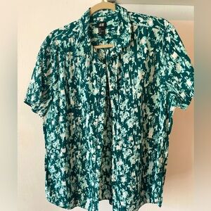 Unique men’s H&M Button Down